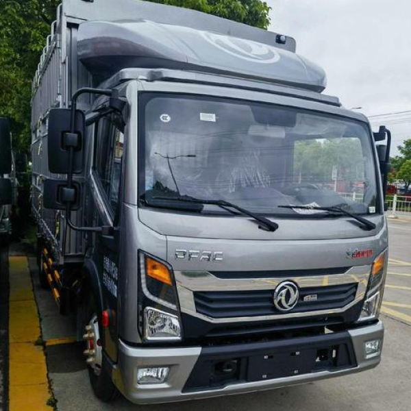 东风多利卡D5：高效物流的可靠伙伴