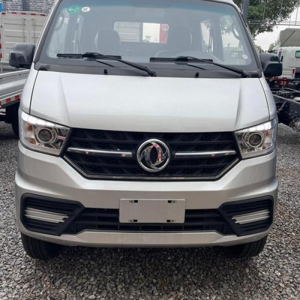 东风小卡在城市与乡村道路的操控表现分析