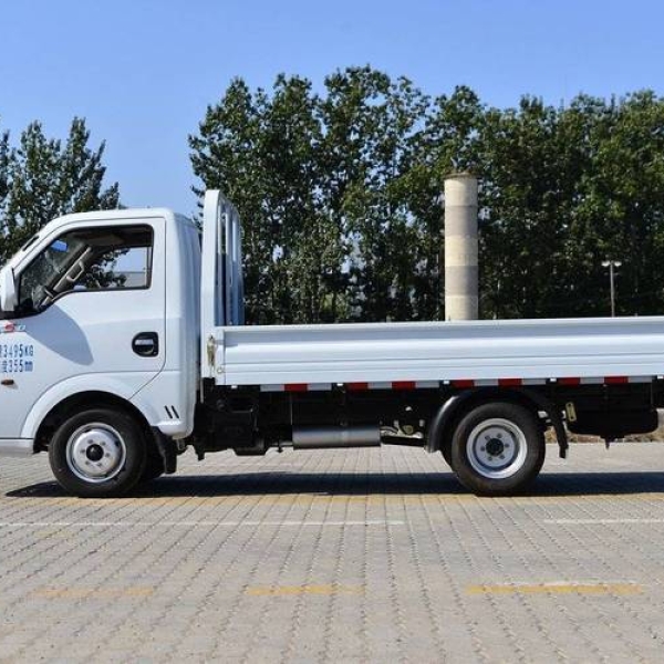 东风小卡在城市与乡村道路的优势与劣势全面解析